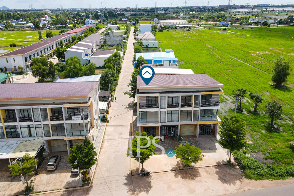 4 Bedroom  Shophouse For Sale - Kandaek , Siem Reap - Image 21