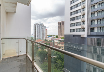 2 Bedroom Condo  For Rent in Embassy Residences, Tonle Bassac - Phnom Penh thumbnail