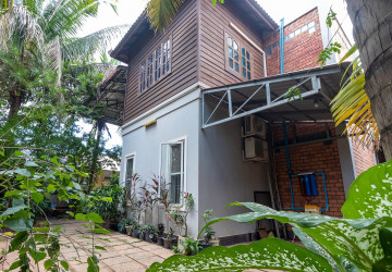 3 Bedroom House For Rent - Sala Kamreuk, Siem Reap thumbnail