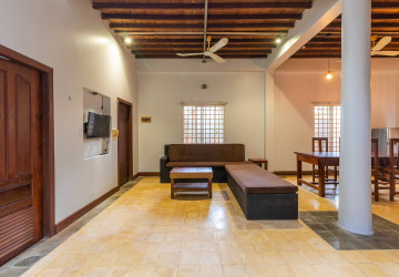 3 Bedroom House For Rent - Sala Kamreuk, Siem Reap thumbnail