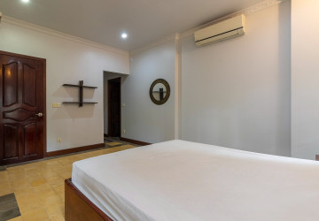 3 Bedroom House For Rent - Sala Kamreuk, Siem Reap thumbnail