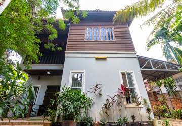 3 Bedroom House For Rent - Sala Kamreuk, Siem Reap thumbnail