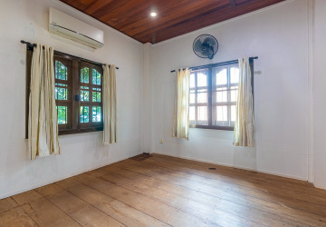 3 Bedroom House For Rent - Sala Kamreuk, Siem Reap thumbnail