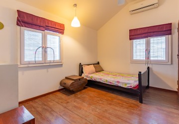 Renovated 3 Bedroom Apartment For Rent - Chey Chumneah, Phnom Penh thumbnail