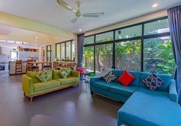 3 Bedroom Villa For Rent - Sala Kamreuk, Siem Reap thumbnail