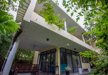 3 Bedroom Villa For Rent - Sala Kamreuk, Siem Reap thumbnail