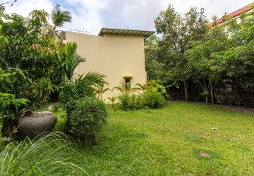 3 Bedroom Villa For Rent - Sala Kamreuk, Siem Reap thumbnail