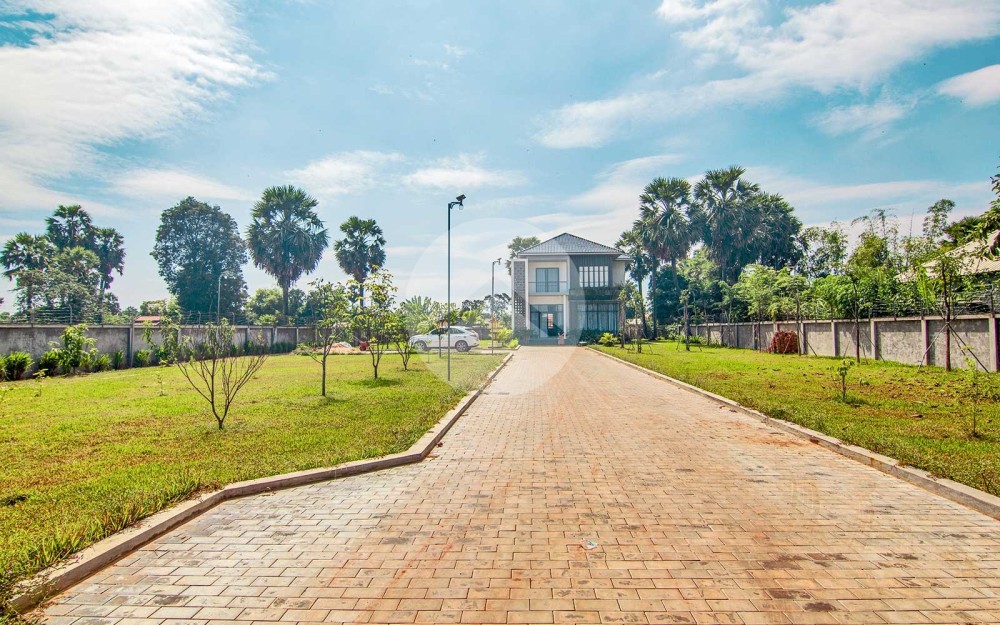 4 Bedroom House For Rent - Svay Dangkum, Siem Reap - Image 28