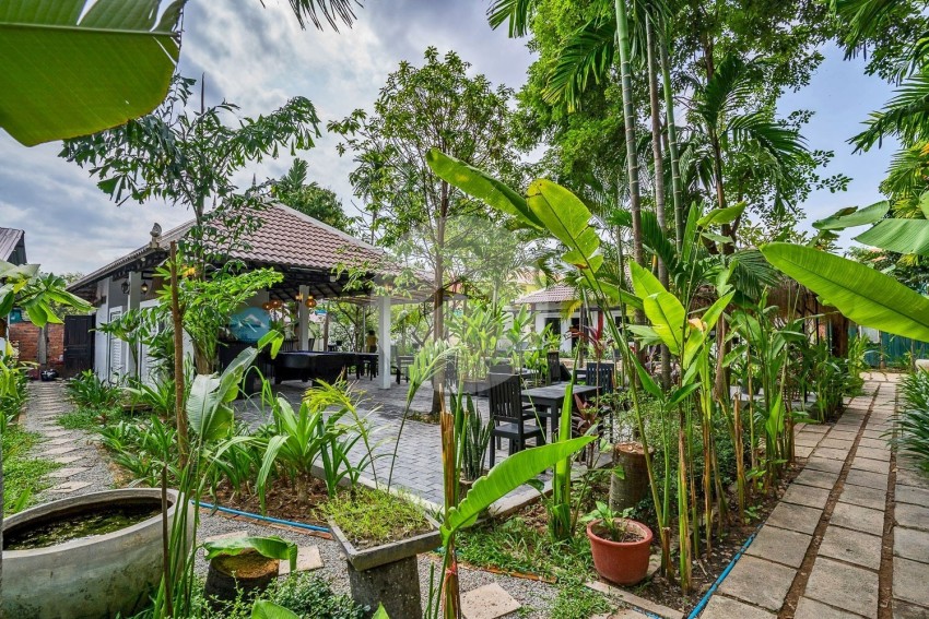 7 Bedroom Boutique Villa For Rent in Svay Dangkum, Siem Reap