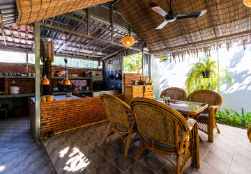 11 Bedroom Boutique Hotel For Rent - Svay Dangkum, Siem Reap thumbnail