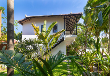 11 Bedroom Boutique Hotel For Rent - Svay Dangkum, Siem Reap thumbnail