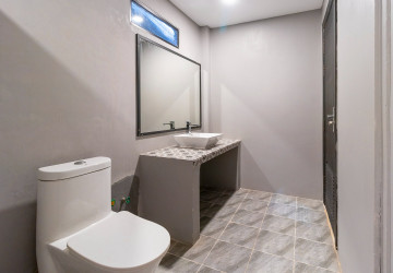 11 Bedroom Boutique Hotel For Rent - Svay Dangkum, Siem Reap thumbnail