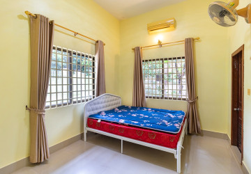 3 Bedroom House For Rent - Svay Dangkum, Siem Reap thumbnail