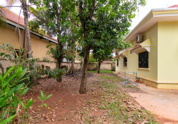 3 Bedroom House For Rent - Svay Dangkum, Siem Reap thumbnail