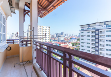 3 Bedroom Service Apartment For Rent - Boeung Kak 2, Phnom Penh thumbnail