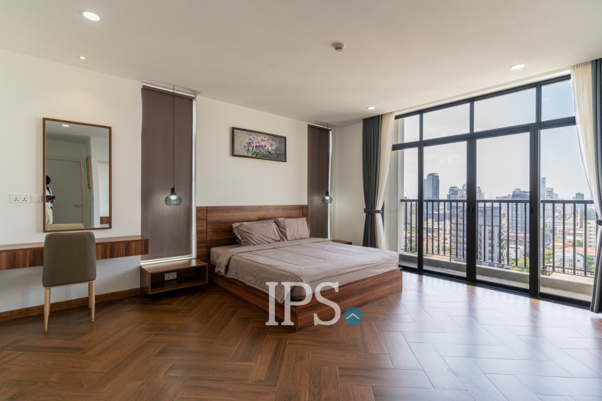 3 Bedroom Serviced Apartment For Rent - BKK1, Phnom Penh