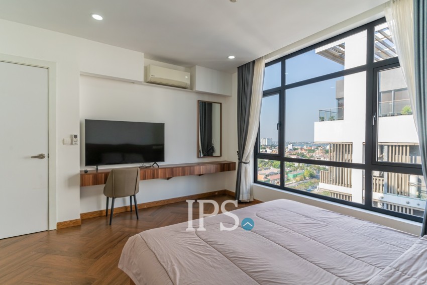 3 Bedroom Serviced Apartment For Rent - BKK1, Phnom Penh