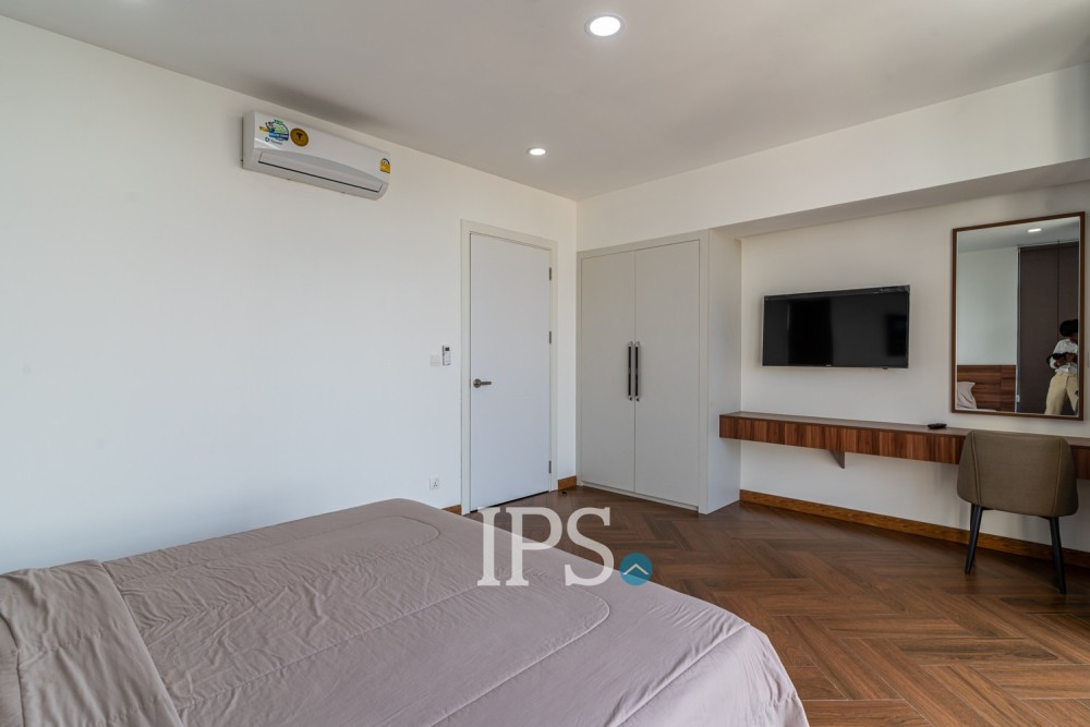 3 Bedroom Serviced Apartment For Rent - BKK1, Phnom Penh - Image 13