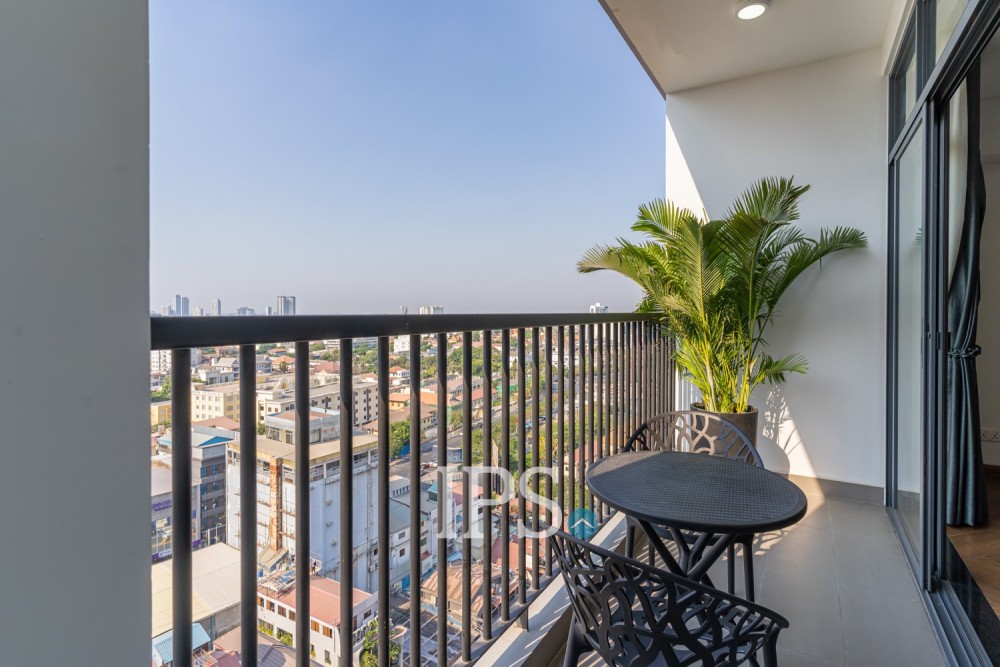 3 Bedroom Serviced Apartment For Rent - BKK1, Phnom Penh - Image 21