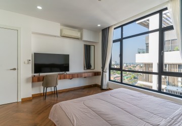 3 Bedroom Serviced Apartment For Rent - BKK1, Phnom Penh thumbnail