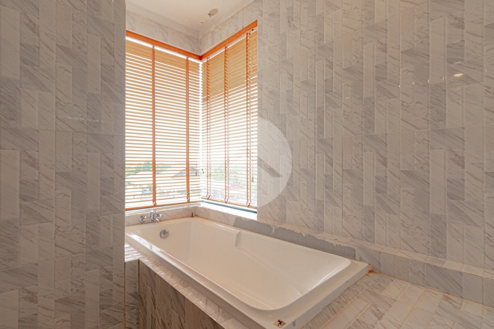 1 Bedroom Serviced Apartment For Rent - Svay Dangkum, Siem Reap - Image 18