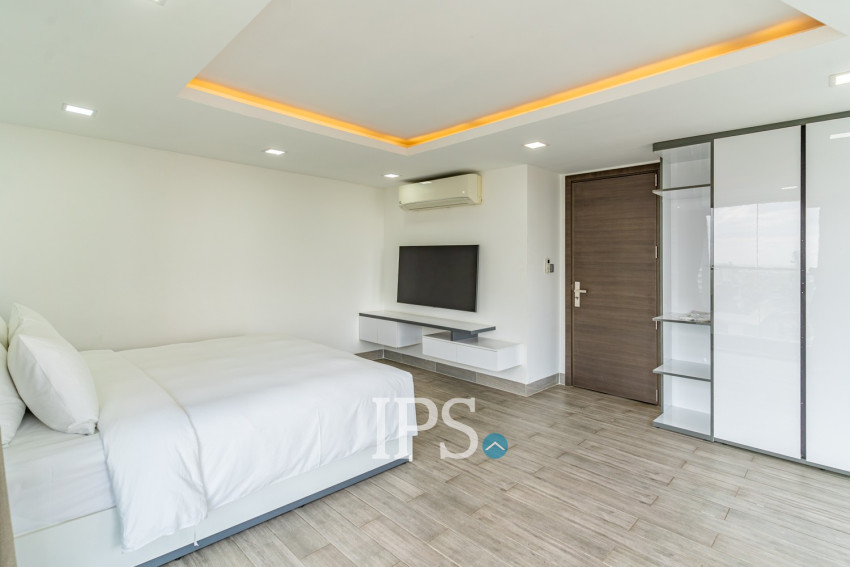 Duplex 3 Bedroom Penthouse For Rent - Tonle Bassac, Phnom Penh