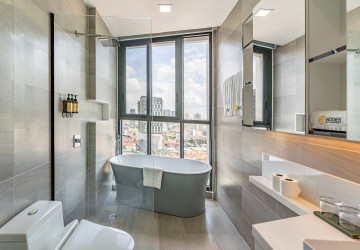 Duplex 3 Bedroom Penthouse For Rent - Tonle Bassac, Phnom Penh thumbnail