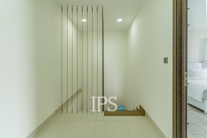 Duplex 3 Bedroom Penthouse For Rent - Tonle Bassac, Phnom Penh