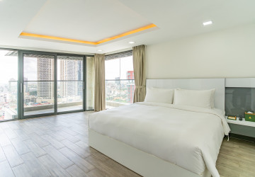 Duplex 3 Bedroom Penthouse For Rent - Tonle Bassac, Phnom Penh thumbnail