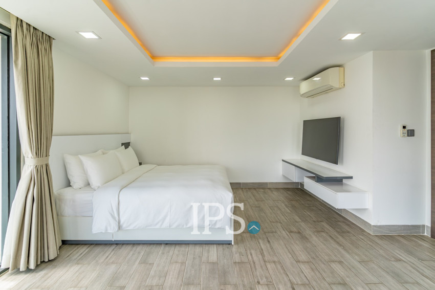 Duplex 3 Bedroom Penthouse For Rent - Tonle Bassac, Phnom Penh