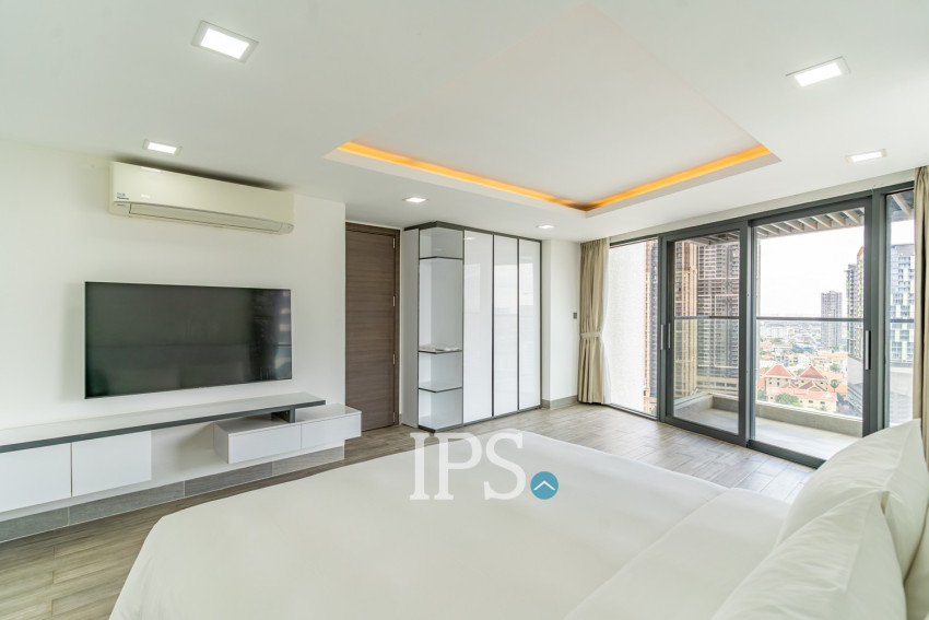 Duplex 3 Bedroom Penthouse For Rent - Tonle Bassac, Phnom Penh