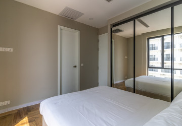 Duplex 3 Bedroom Serviced Apartment For Rent - Tonle Bassac, Phnom Penh thumbnail