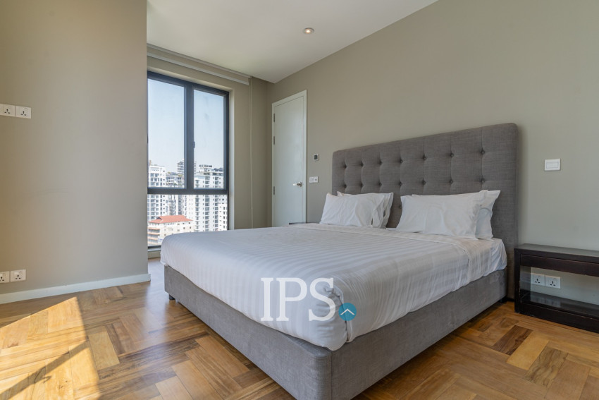 Duplex 3 Bedroom Serviced Apartment For Rent - Tonle Bassac, Phnom Penh