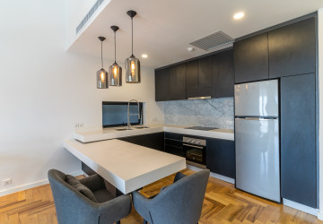 Duplex 3 Bedroom Serviced Apartment For Rent - Tonle Bassac, Phnom Penh thumbnail