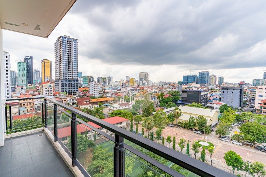 3 Bedroom Condo For Rent - Beoung Raing, Phnom Penh