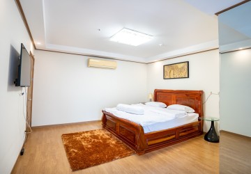 2 Bedroom Condo Decastle  For Rent - BKK1, Phnom Penh thumbnail