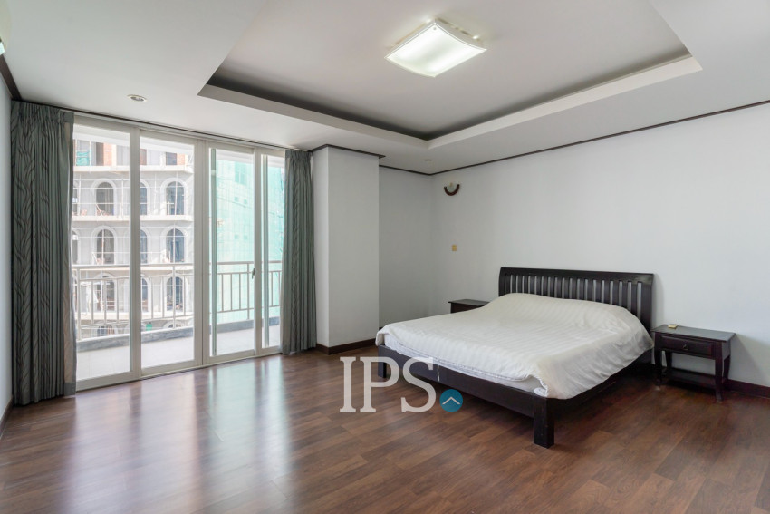 3 Bedroom Condo For Rent - Beoung Kak 1, Phnom Penh