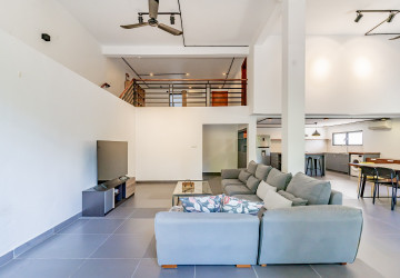 4 Bedroom Apartment For Rent - Boeung Kak 1, Phnom Penh thumbnail