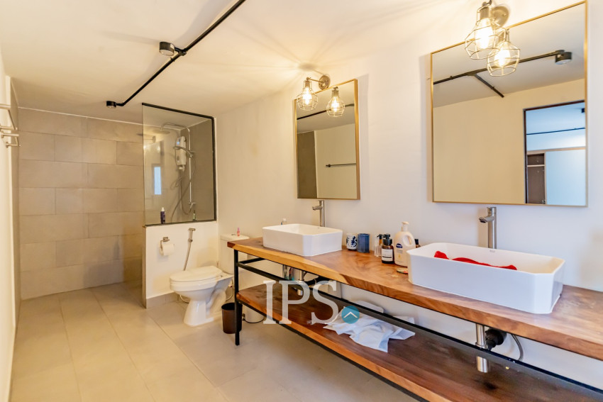 4 Bedroom Apartment For Rent - Boeung Kak 1, Phnom Penh