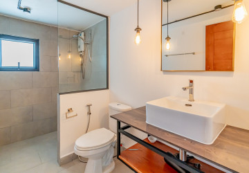 4 Bedroom Apartment For Rent - Boeung Kak 1, Phnom Penh thumbnail