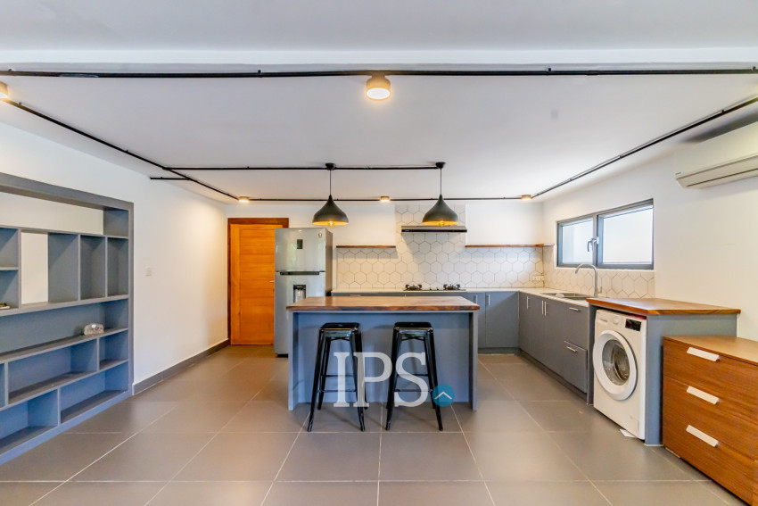 4 Bedroom Apartment For Rent - Boeung Kak 1, Phnom Penh