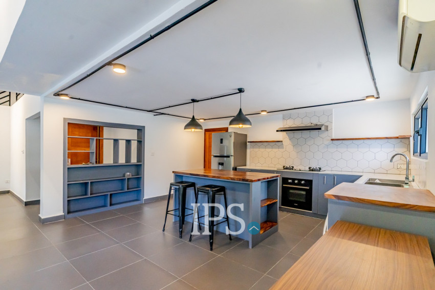 4 Bedroom Apartment For Rent - Boeung Kak 1, Phnom Penh