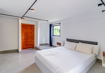 4 Bedroom Apartment For Rent - Boeung Kak 1, Phnom Penh thumbnail