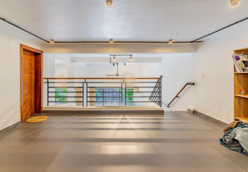 4 Bedroom Apartment For Rent - Boeung Kak 1, Phnom Penh thumbnail