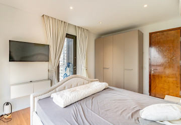 13th Floor 2  Bedroom Condo For Sale - Embassy Central, BKK 1, Phnom Penh thumbnail