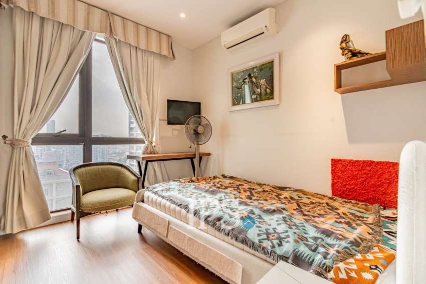 13th Floor 2  Bedroom Condo For Sale - Embassy Central, BKK 1, Phnom Penh