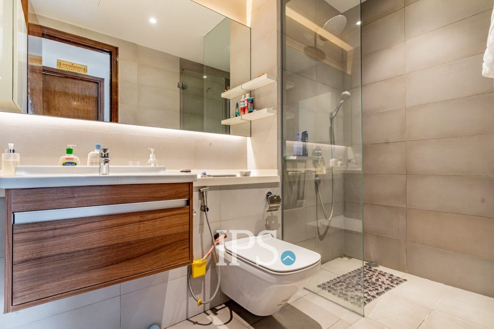 13th Floor 2  Bedroom Condo For Sale - Embassy Central, BKK1, Phnom Penh - Image 18