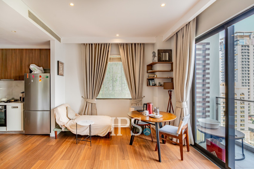 13th Floor 2  Bedroom Condo For Sale - Embassy Central, BKK 1, Phnom Penh