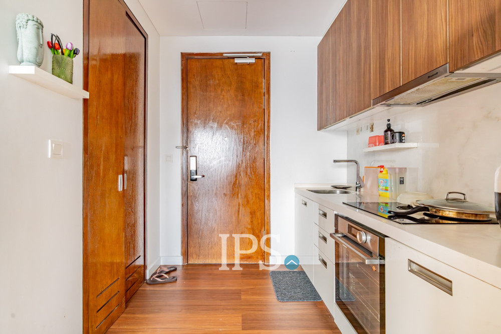 13th Floor 2  Bedroom Condo For Sale - Embassy Central, BKK1, Phnom Penh - Image 12
