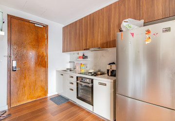 13th Floor 2  Bedroom Condo For Sale - Embassy Central, BKK 1, Phnom Penh thumbnail